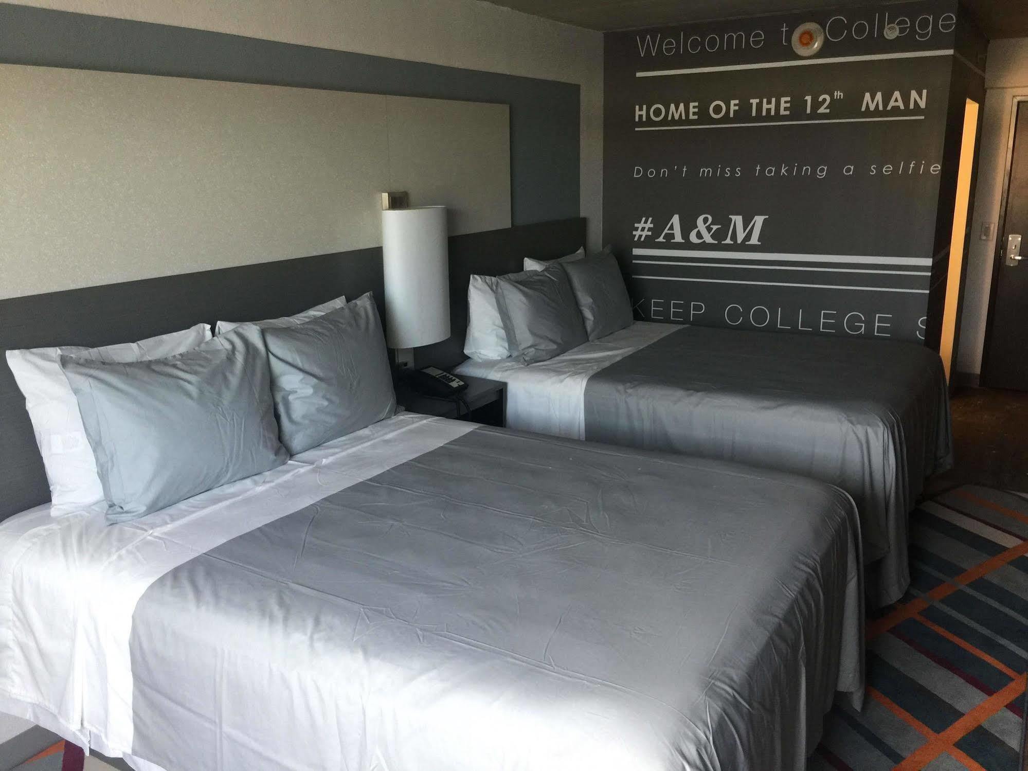 Tryp By Wyndham College Station Hotel Ngoại thất bức ảnh