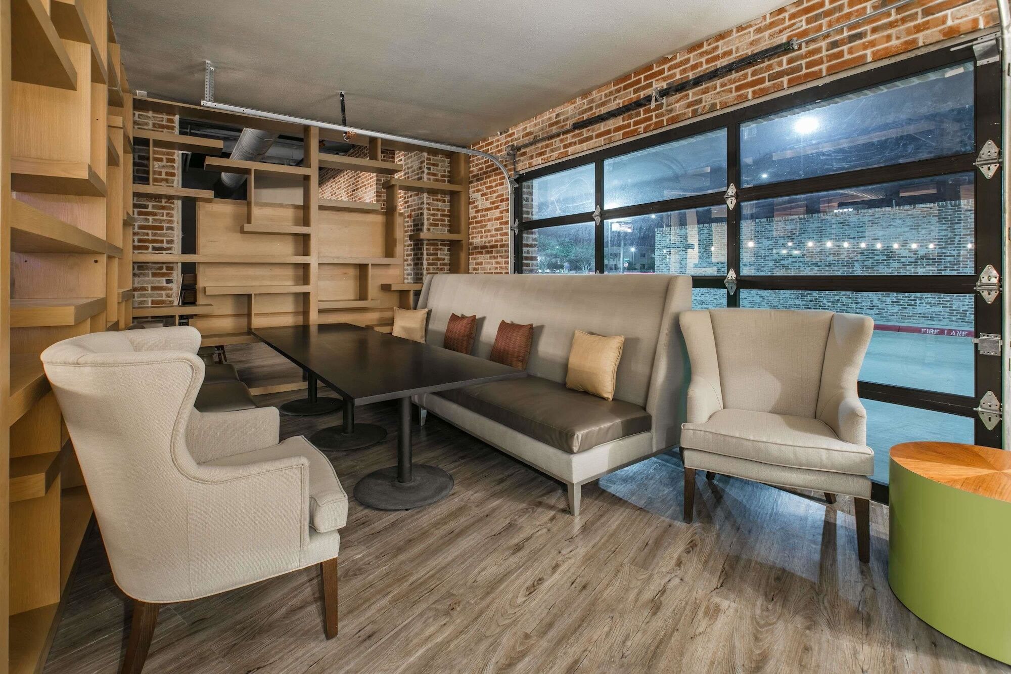 Tryp By Wyndham College Station Hotel Ngoại thất bức ảnh