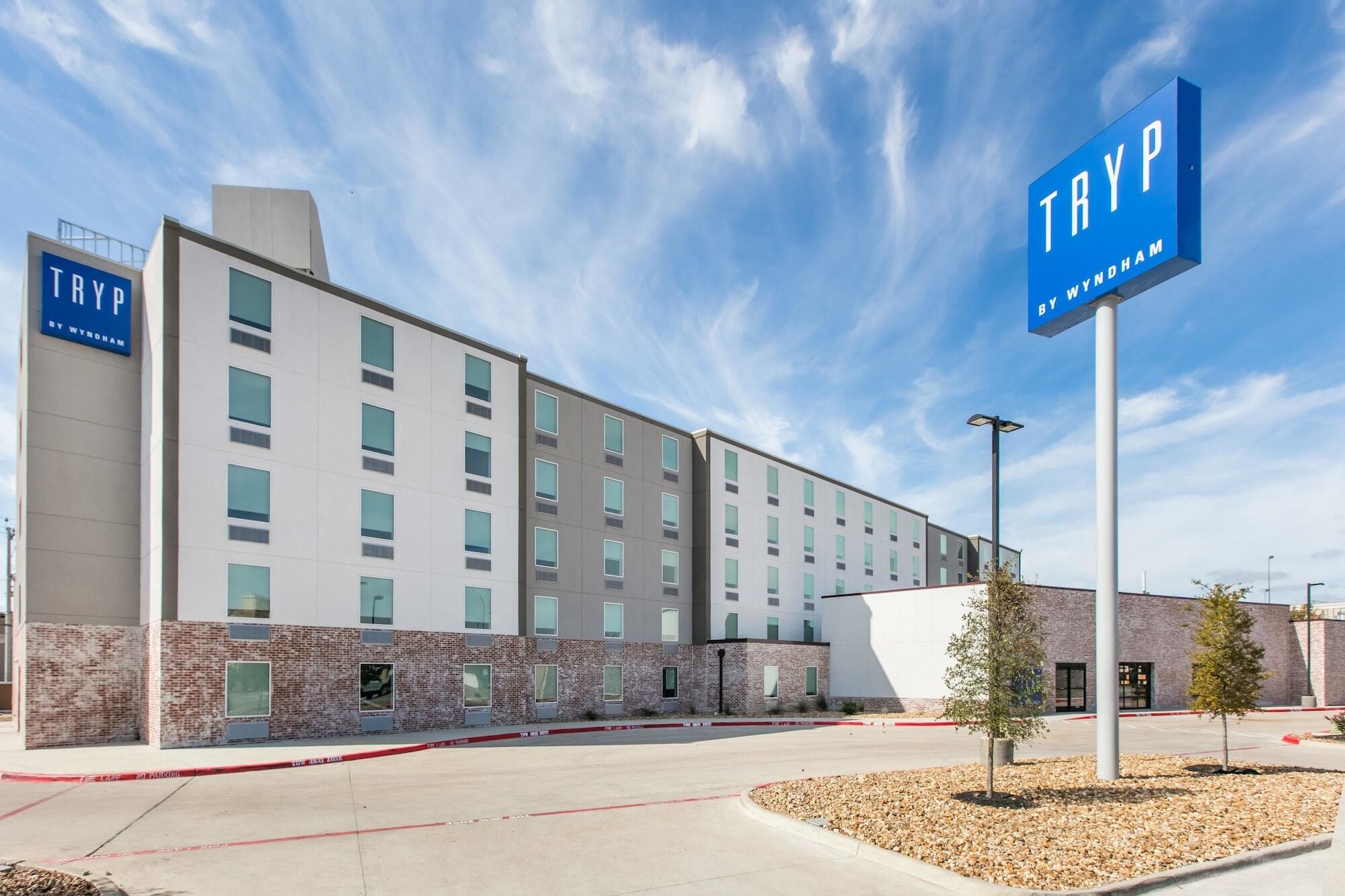 Tryp By Wyndham College Station Hotel Ngoại thất bức ảnh
